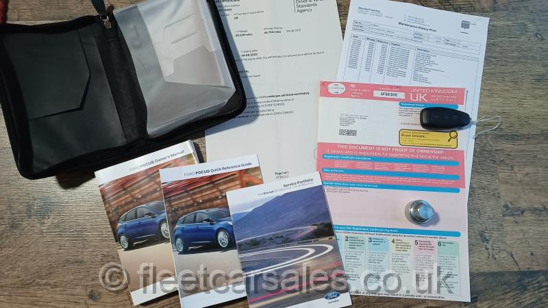 ford focus titanium service history