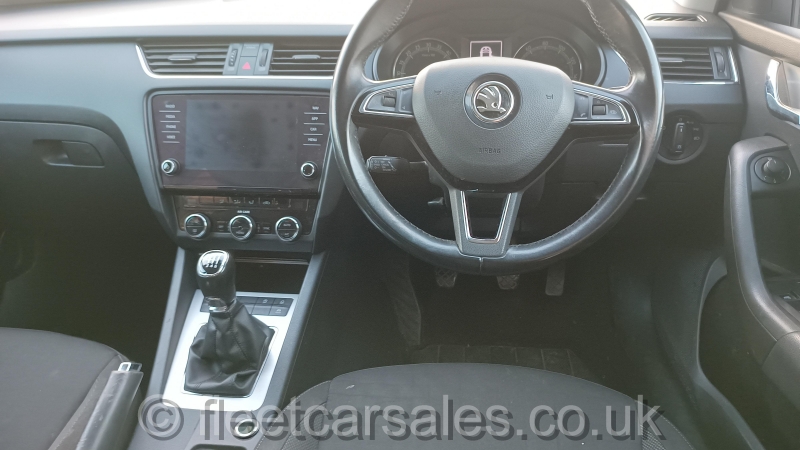 skoda octavia se technology 2.0 tdi cockpit