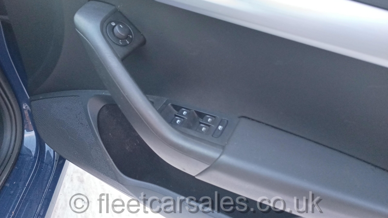 skoda octavia se technology 2.0 tdi door pad