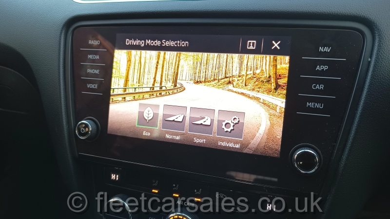 skoda octavia se eco mode