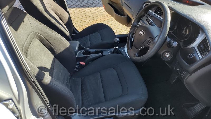 kia ceed drivers seat