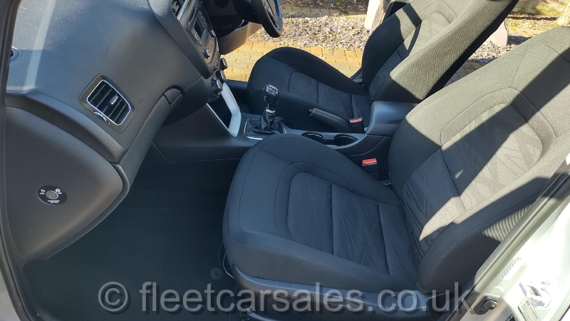 kia ceed front seats