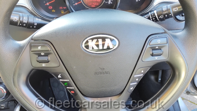 kia ceed steering wheel