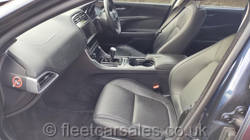 jaguar xe portfolio seats