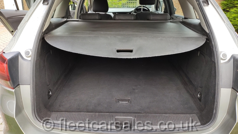 vauxhall astra k load cover