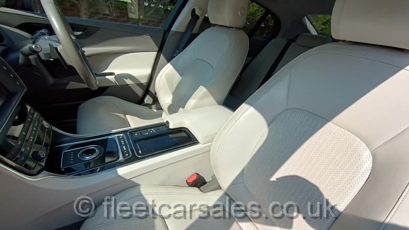 2018 jaguar xe leather front seats