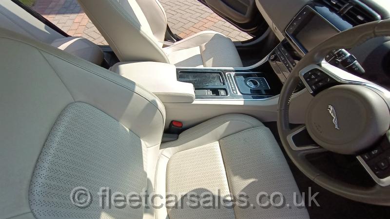 2018 jaguar xe leather drivers seat