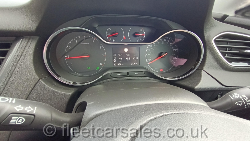 grandland x elite mpg