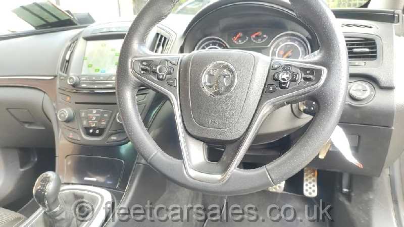 Vauxhall Insignia SRi CDTI 2.0 6 speed