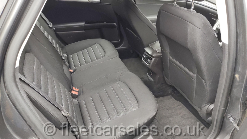Ford Mondeo Zetec 1.5 TDCi rear seats