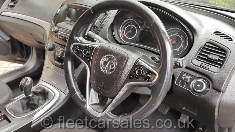 Vauxhall Insignia Touring 2.0 CDTi air bag ucsstockport