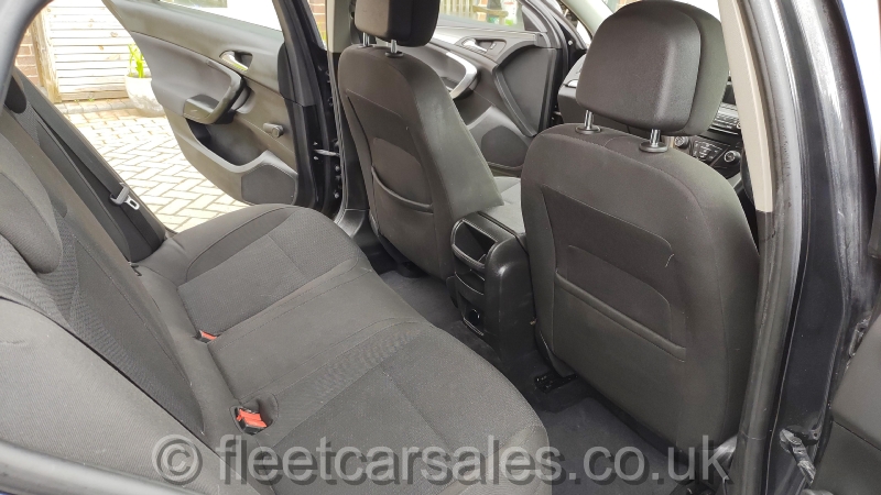 Vauxhall Insignia Touring 2.0 CDTi rear seat ucsstockport