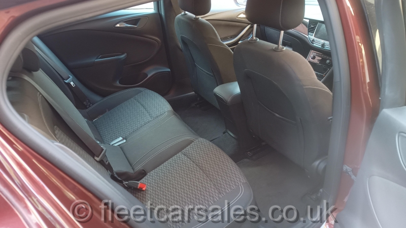 astra sri cdti upholstery