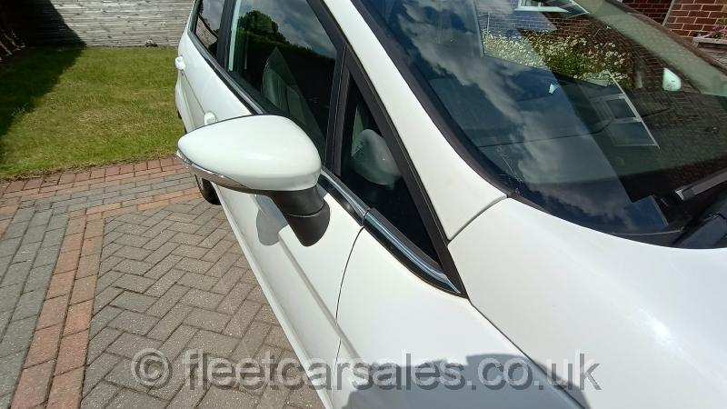 ford fiesta 1.5 TDCi white