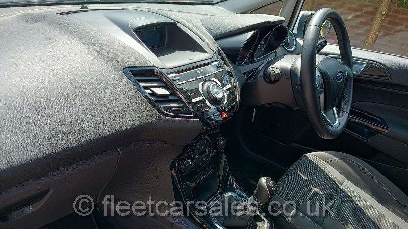 2017 fiesta titanium front trim