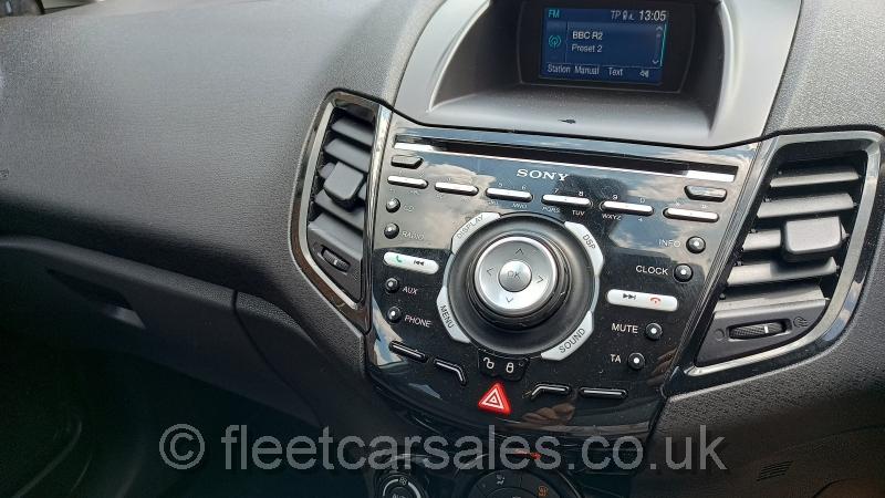 2017 fiesta titanium stereo