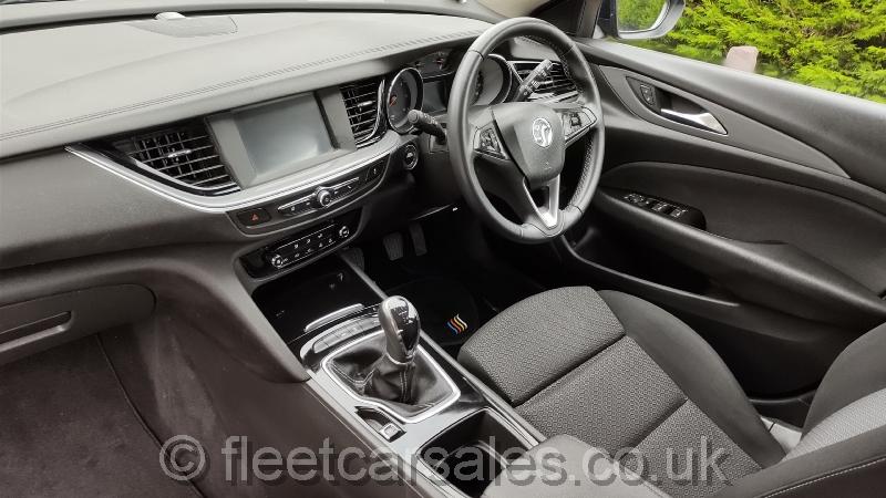 vauxhall insignia b interior pictures cockpit