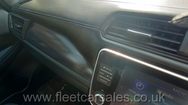 leaf accenta media navigation