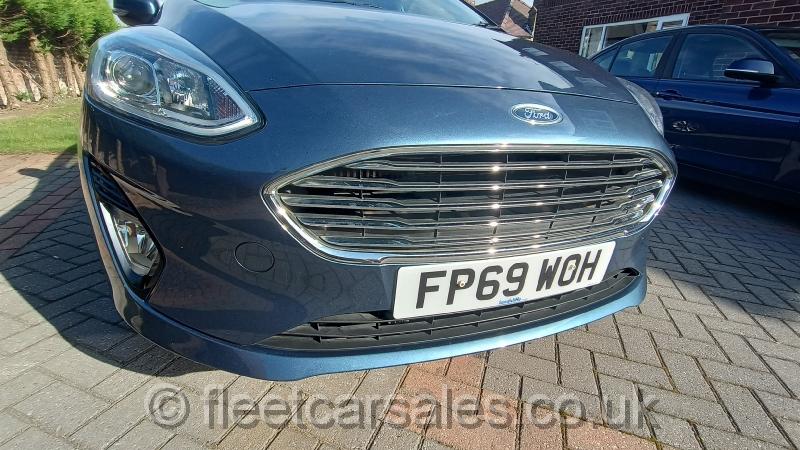 ford-fiesta-titanium-1.0-2019 front grill