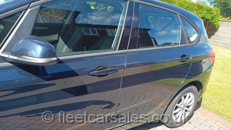 bmw 216d se 2016 side