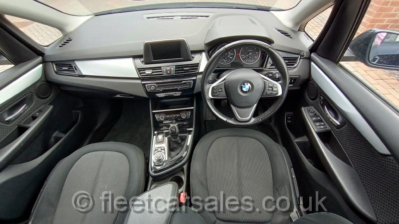 bmw active touring cockpit