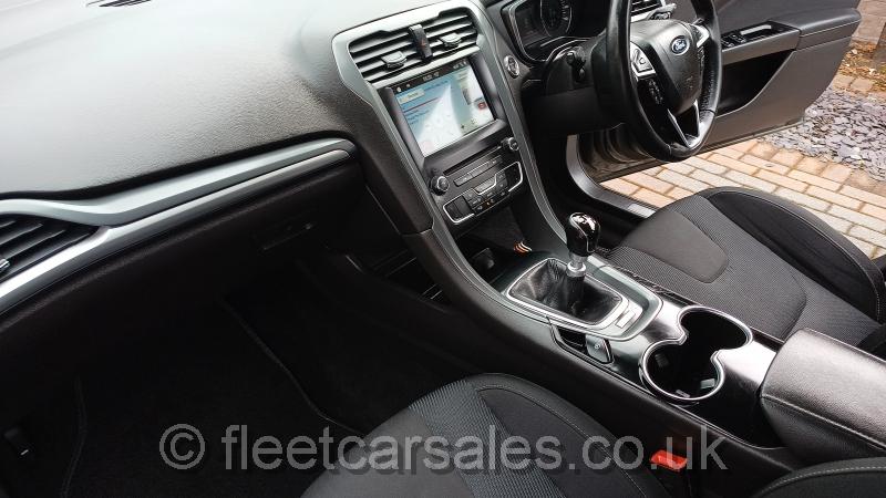 2016 mondeo titanium interior dash