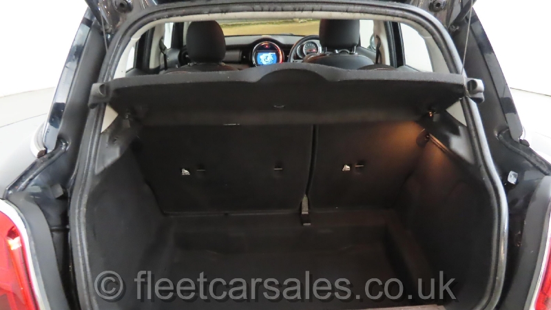 mini cooper new shape boot