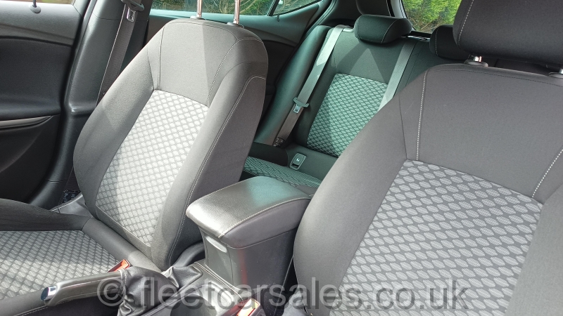 astra tech line 2018 interior fron seats