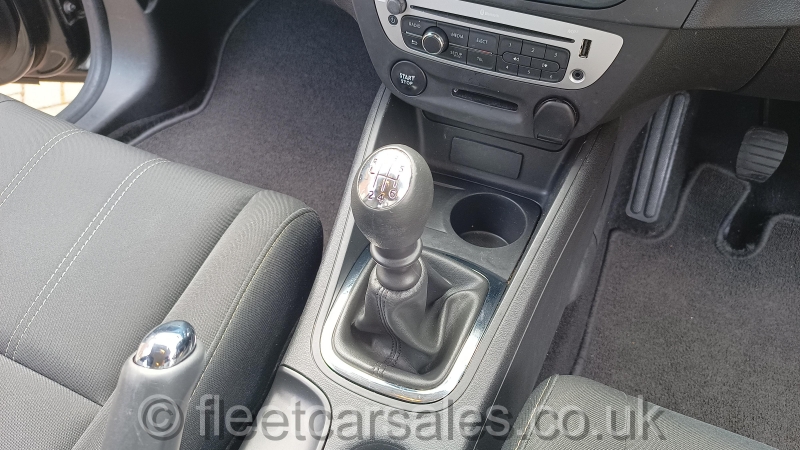 renault megane expression 6 speed
