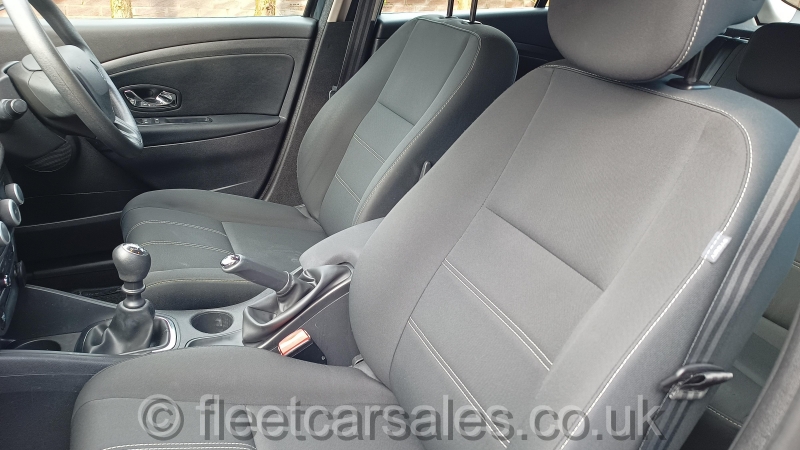 renault megane expression seats front