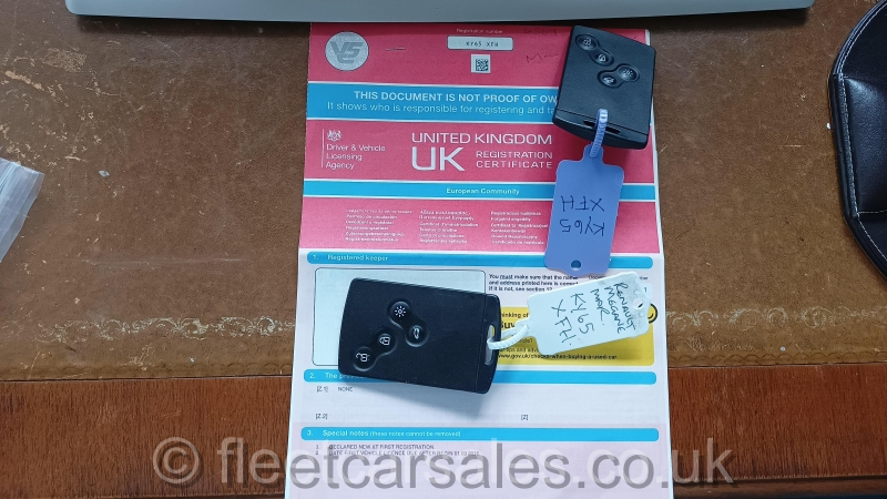 renault megane expression v5