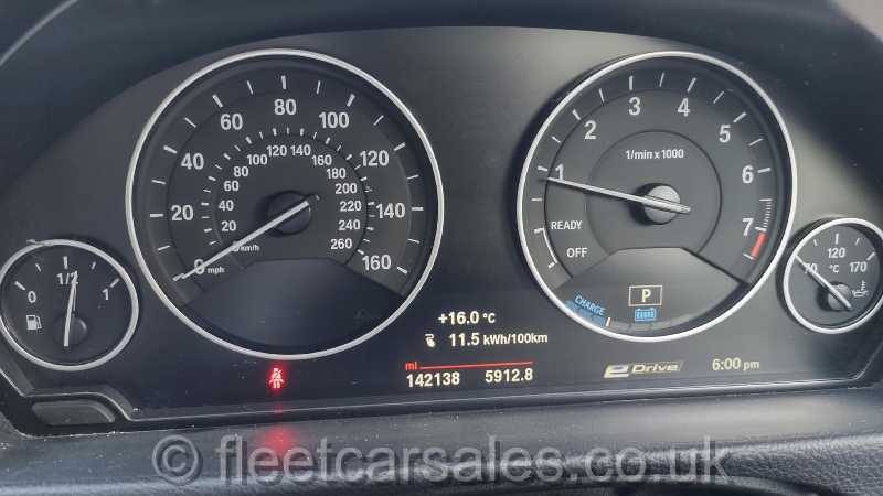 bmw 330e plug in hybrid kwh