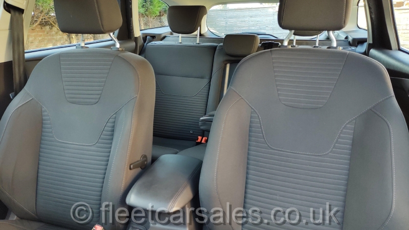 focus-titanium-front-seat