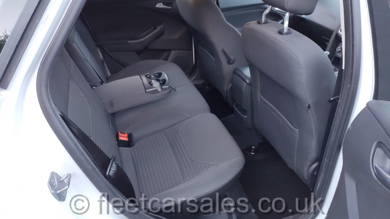 focus-titanium-rear-seat