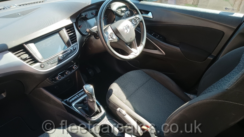 crossland x interior