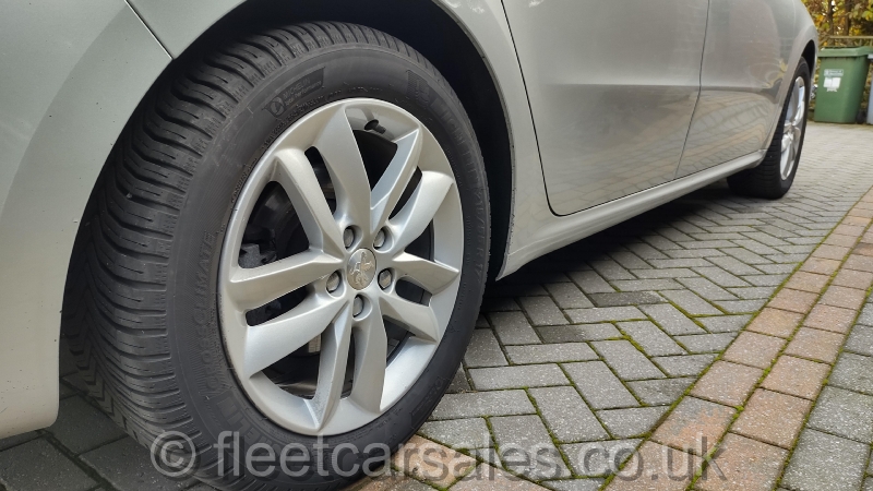 peugeot 508 hdi rear alloy