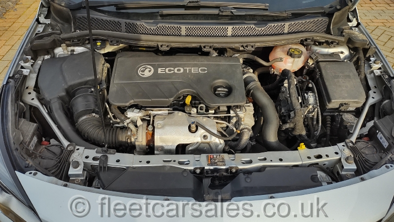 vauxhall astra engine pic
