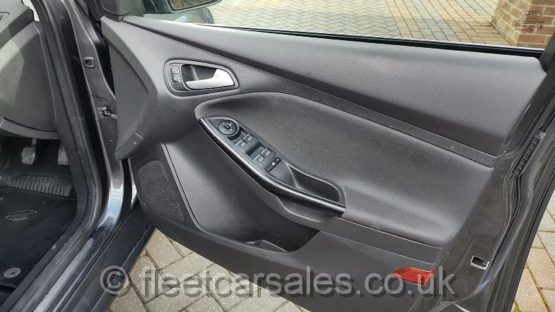 focus-titanium-electric-windows