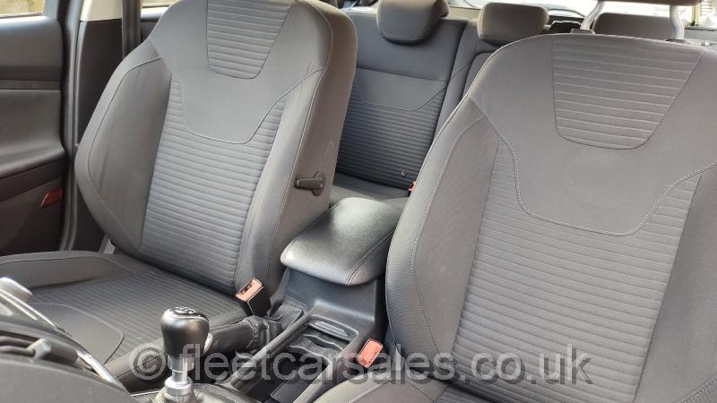 focus-titanium-front-seats