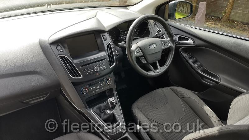 focus-estate-titanium-trim