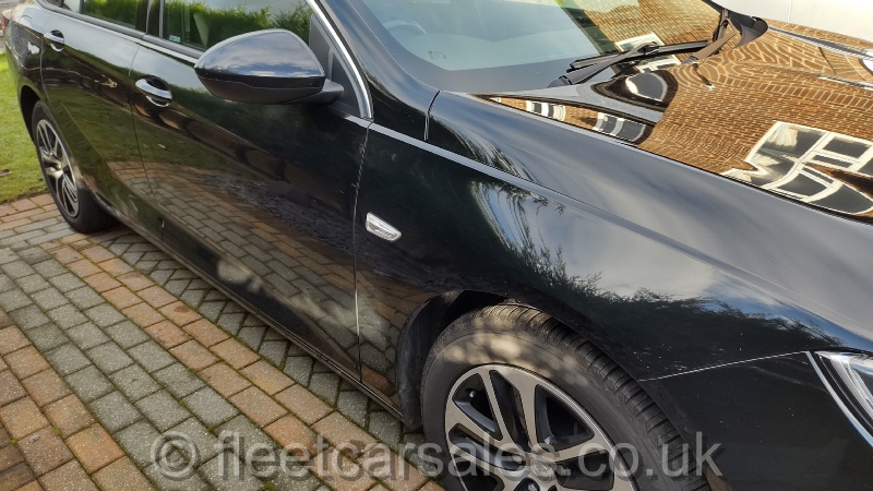 vauxhall insignia new shape estate black