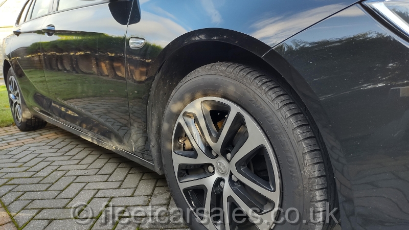 vauxhall insignia new shape estate rear