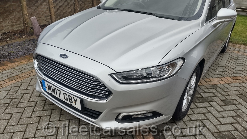 Ford Mondeo Zetec 1.5 TDCi moondust silver