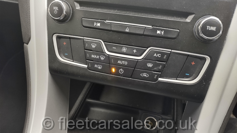 Ford Mondeo Zetec 1.5 TDCi duel climate