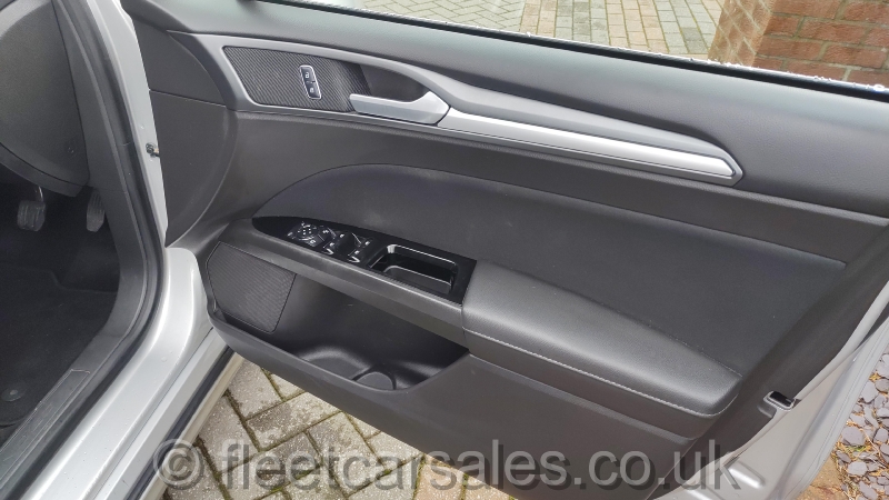 Ford Mondeo Zetec 1.5 TDCi door panle