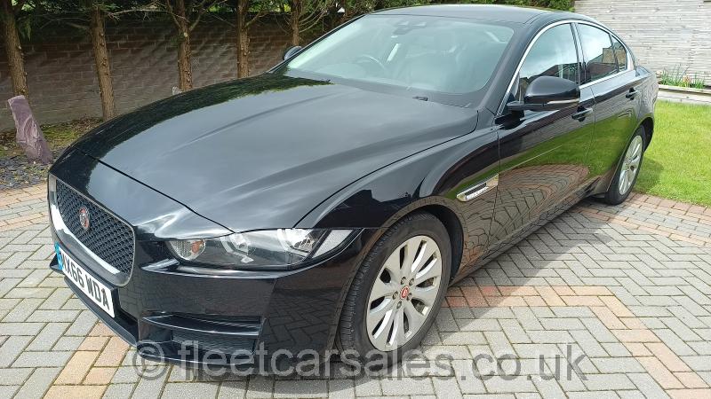 Jaguar XE prestige 2.0d black
