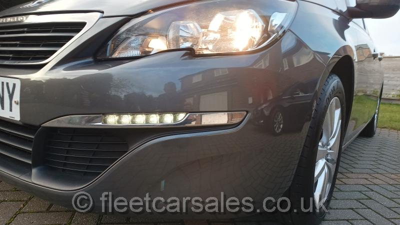 peugeot 308 sw led