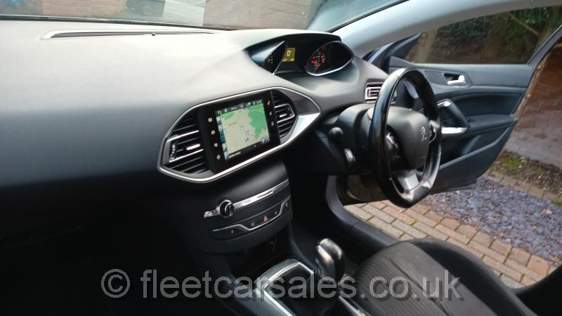 peugeot 308 dash