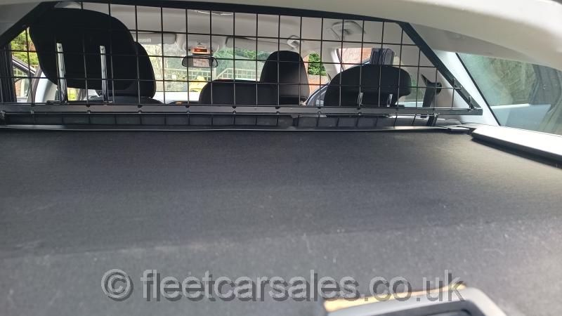 peugeot 308 dog gaurd