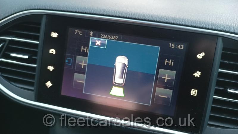 peugeot 308 sw parking sensors